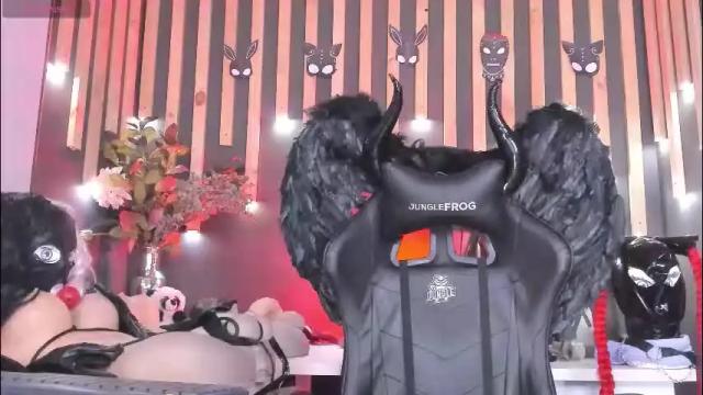 Image 6 of sharoon_gold Stream on Chaturbate on 2 months ago