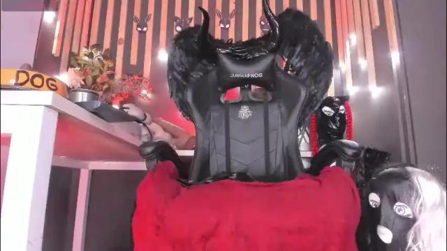 Image 8 of sharoon_gold Stream on Chaturbate on 2 months ago