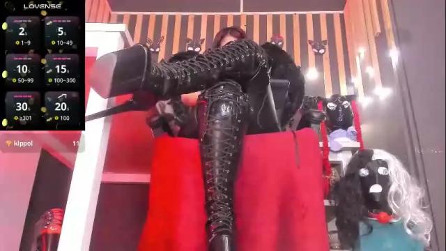 Image 11 of sharoon_gold Stream on Chaturbate on 2 months ago