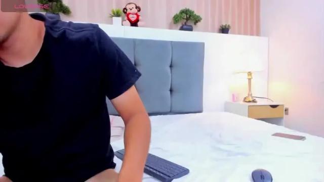 Image 2 of shawna_delightful Stream on Chaturbate on 18 months ago