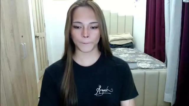 Image 6 of shawntel_cutiee Stream on Chaturbate on 1 month ago