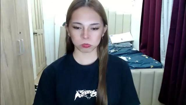 Image 2 of shawntel_cutiee Stream on Chaturbate on 1 month ago