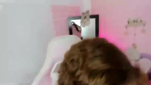 Image 2 of shay_lee_ Stream on Chaturbate on 17 months ago