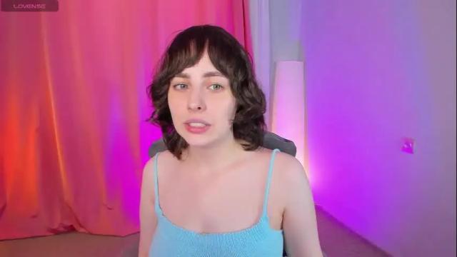 Image 3 of shayasilk Stream on Chaturbate on 3 months ago
