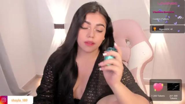 Thumbnail 3, shayla_18's Stream at Chaturbate, 24 months ago