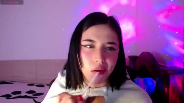 Image 2 of shayla_bbs Stream on Chaturbate on 1 month ago