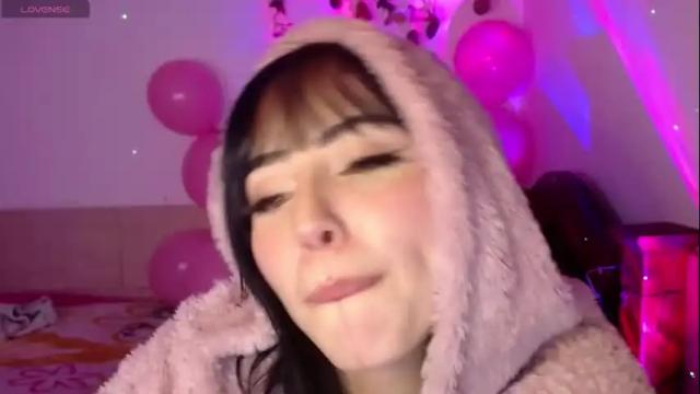 Image 11 of shayla_bbs Stream on Chaturbate on 1 month ago