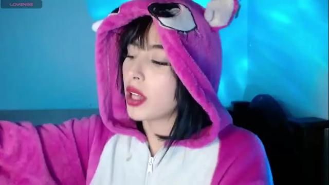 Image 2 of shayla_bbs Stream on Chaturbate on 23 days ago