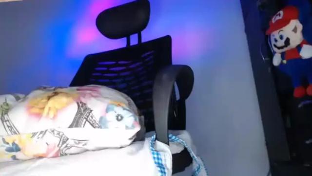 Image 10 of shayna_cute Stream on Chaturbate on 13 months ago