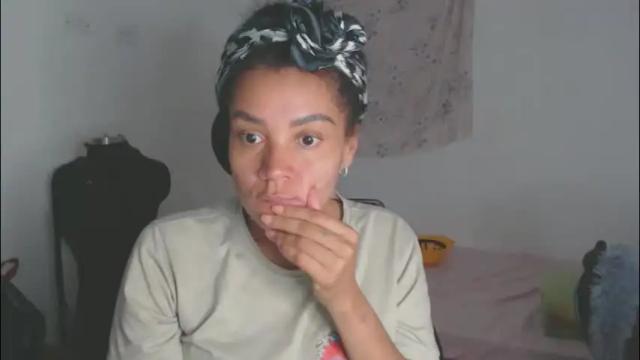 Image 2 of shayna_cute Stream on Chaturbate on 1 month ago