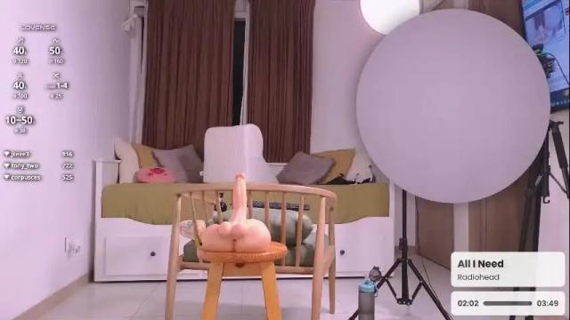 Image 6 of she_lau_ghs Stream on Chaturbate on 8 days ago