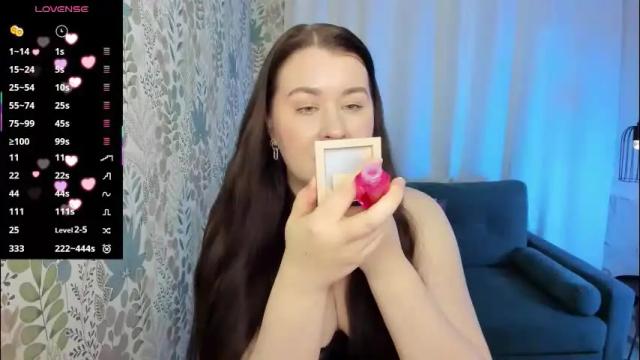 Image 2 of shedar_pretty Stream on Chaturbate on 1 month ago