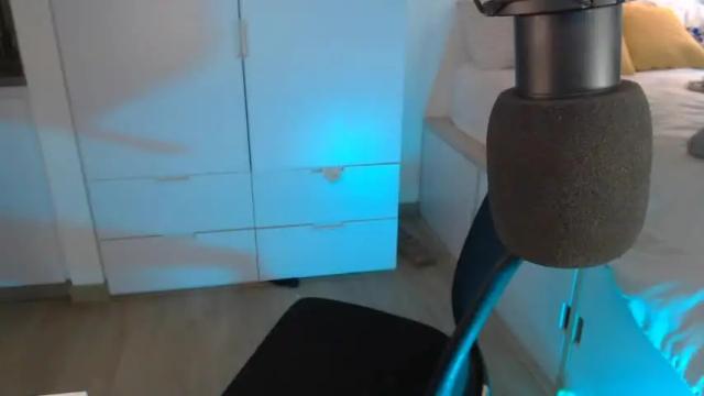 Image 11 of shedoesntmind Stream on Chaturbate on 22 months ago