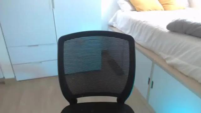 Image 10 of shedoesntmind Stream on Chaturbate on 22 months ago