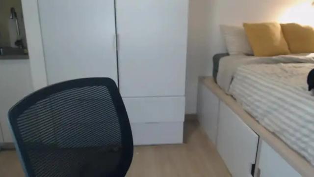 Image 12 of shedoesntmind Stream on Chaturbate on 20 months ago