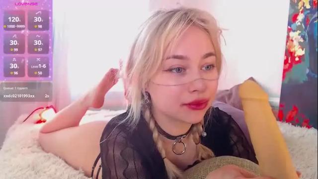 Thumbnail 2, sheeeeesh_gurl's Stream at Chaturbate, 19 days ago