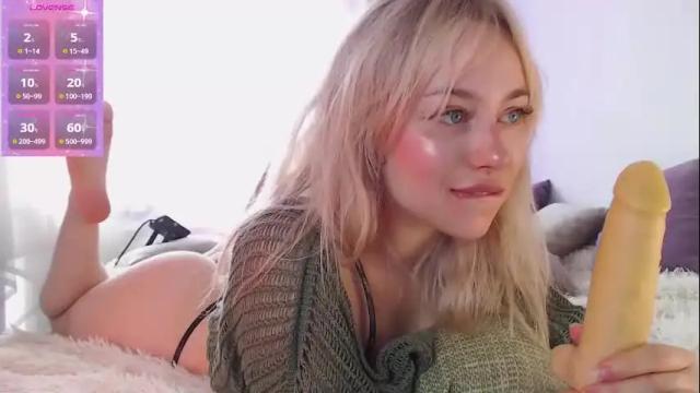 Image 2 of sheeeeesh_gurl Stream on Chaturbate on 4 days ago