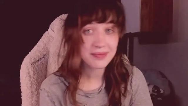 Image 11 of sheeny_shy Stream on Chaturbate on 15 months ago