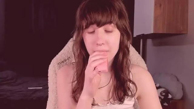 Image 8 of sheeny_shy Stream on Chaturbate on 15 months ago
