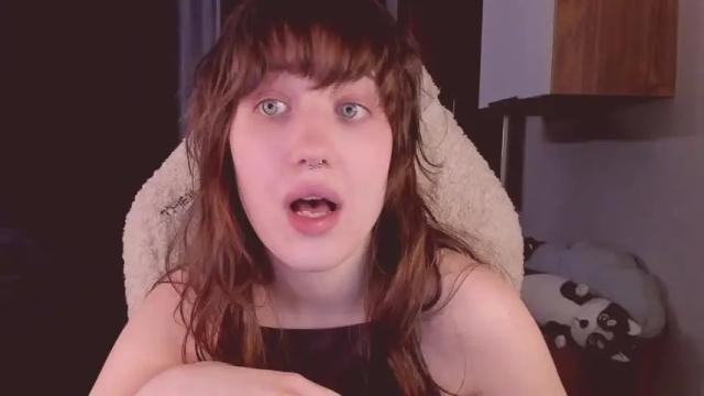 Image 10 of sheeny_shy Stream on Chaturbate on 15 months ago