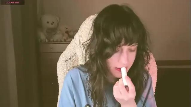Image 10 of sheeny_shy Stream on Chaturbate on 1 month ago
