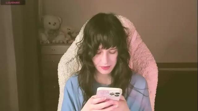 Image 8 of sheeny_shy Stream on Chaturbate on 1 month ago