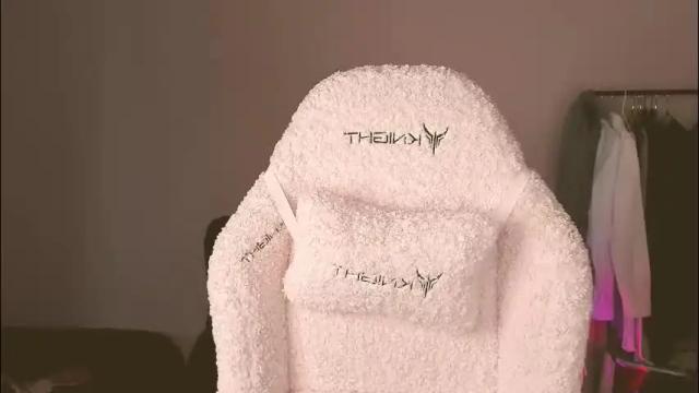 Image 4 of sheeny_shy Stream on Chaturbate on 5 days ago