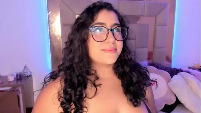 Thumbnail 1, sheeylaroee's Stream at Chaturbate, 1 month ago