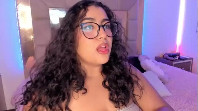Thumbnail 1, sheeylaroee's Stream at Chaturbate, 1 month ago