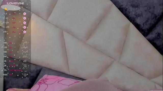 Image 8 of shegoblake Stream on Chaturbate on 1 month ago