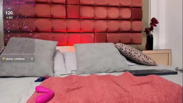 Image 2 of shegoblake Stream on Chaturbate on 21 days ago