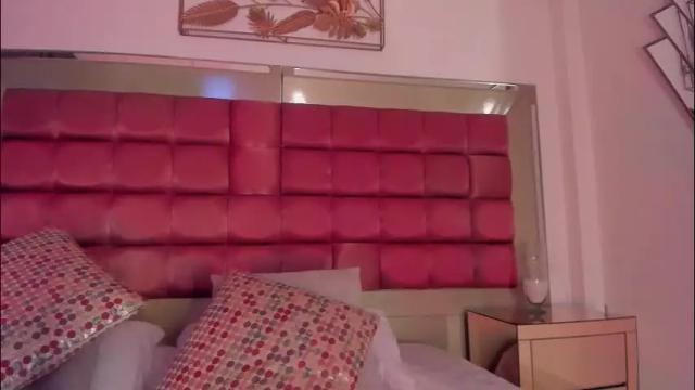 Image 8 of shegoblake Stream on Chaturbate on 2 months ago