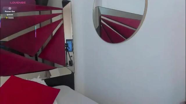 Image 2 of shegoblake Stream on Chaturbate on 15 days ago