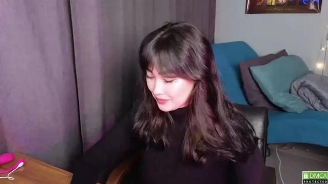 Image 2 of sheila_drake Stream on Chaturbate on 17 months ago