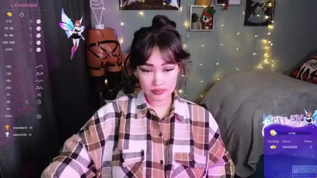Image 12 of sheila_drake Stream on Chaturbate on 16 months ago