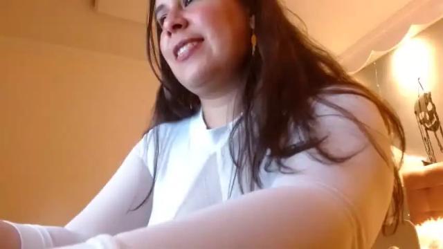 Image 11 of sheila_hamilton Stream on Chaturbate on 18 months ago