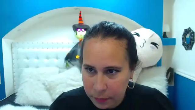 Image 8 of sheila_hamilton Stream on Chaturbate on 18 months ago