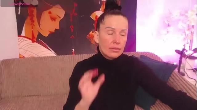 Image 4 of sheilaryan Stream on Chaturbate on 1 month ago