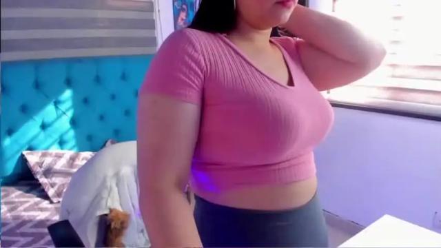 Image 11 of sheilla_hamilton Stream on Chaturbate on 17 months ago