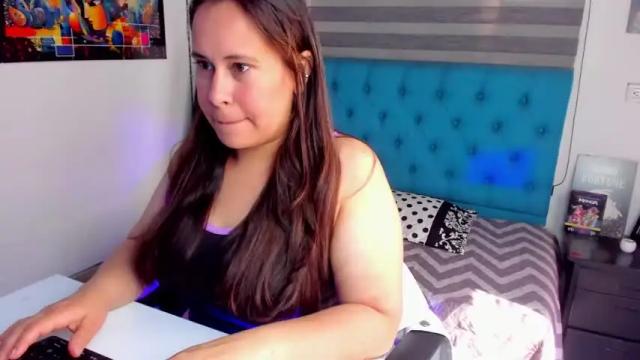 Image 10 of sheilla_hamilton Stream on Chaturbate on 14 months ago