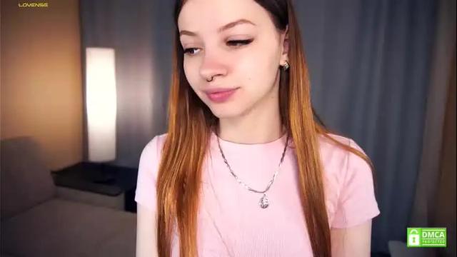 Image 4 of shelleybuss Stream on Chaturbate on 23 days ago