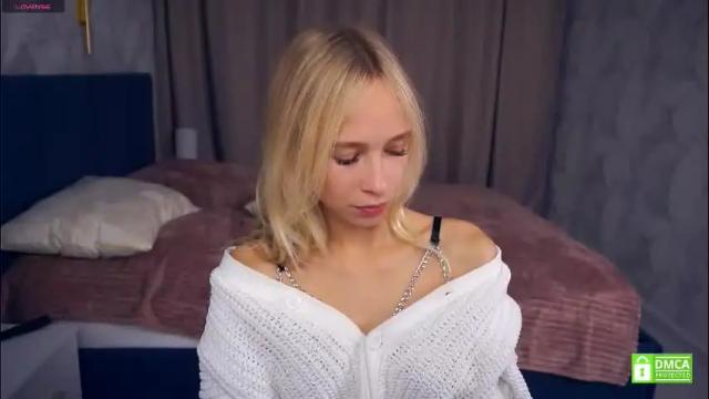 Image 12 of shelleybuss Stream on Chaturbate on 29 days ago
