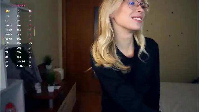 Image 8 of shelleybuss Stream on Chaturbate on 6 days ago