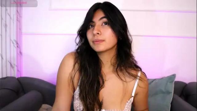 Image 3 of shelleymorell Stream on Chaturbate on 1 month ago