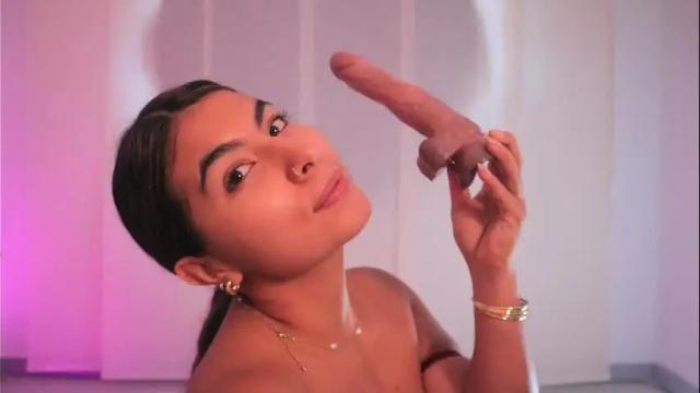 Image 10 of shelleymorell Stream on Chaturbate on 18 days ago