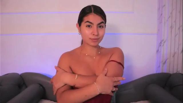 Image 4 of shelleymorell Stream on Chaturbate on 18 days ago