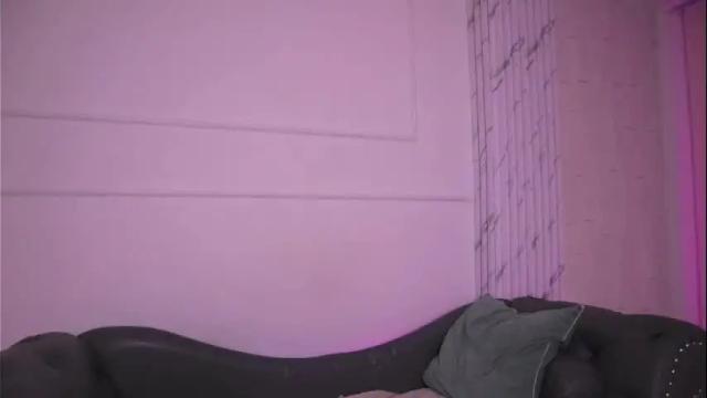Image 6 of shelleymorell Stream on Chaturbate on 16 days ago