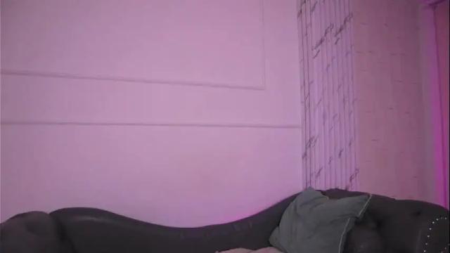 Image 7 of shelleymorell Stream on Chaturbate on 16 days ago