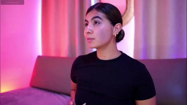 Thumbnail 3, shelleymorell's Stream at Chaturbate, 2 days ago