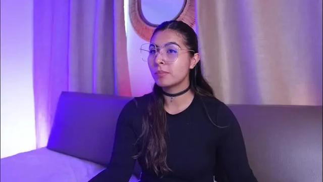 Image 3 of shelleymorell Stream on Chaturbate on 2 months ago